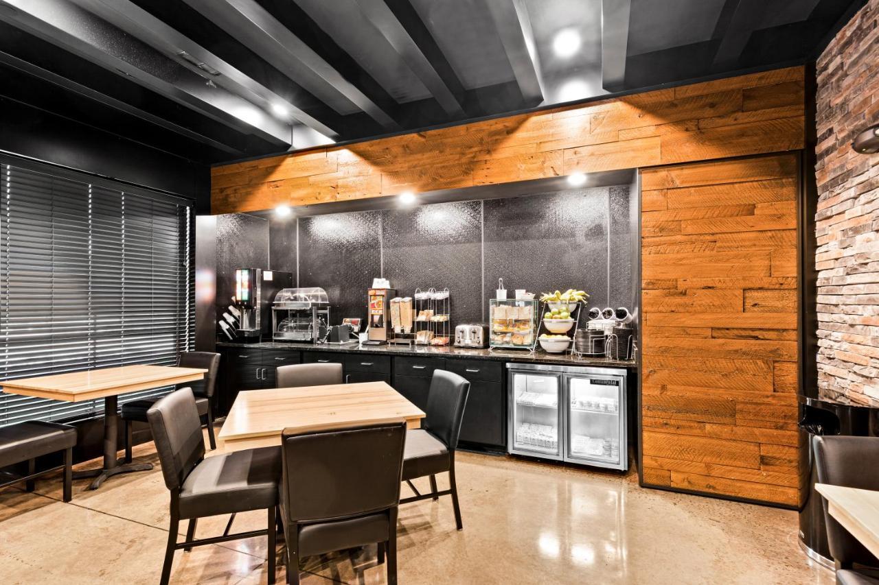Cobblestone Hotel & Suites سوبريور المظهر الخارجي الصورة