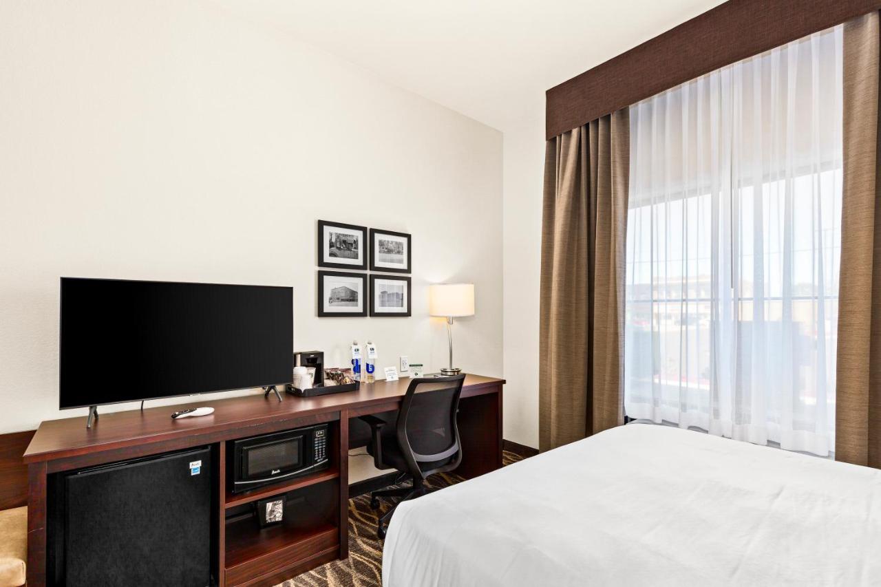 Cobblestone Hotel & Suites سوبريور المظهر الخارجي الصورة