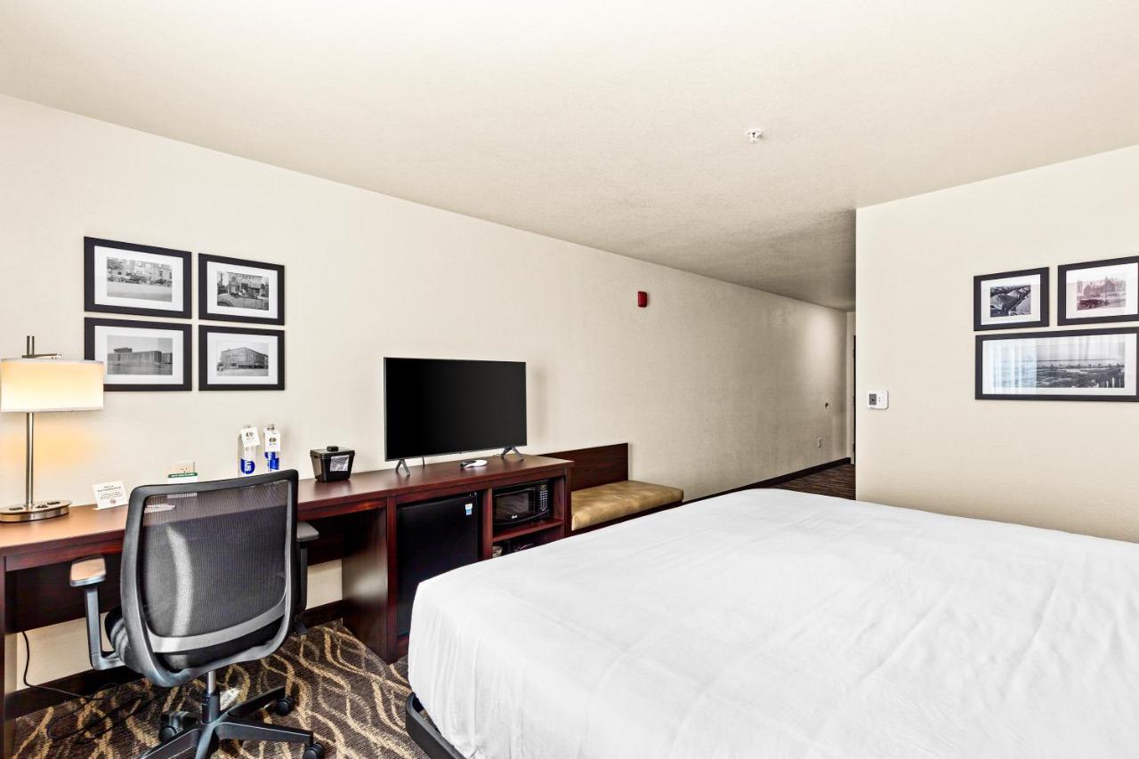 Cobblestone Hotel & Suites سوبريور المظهر الخارجي الصورة