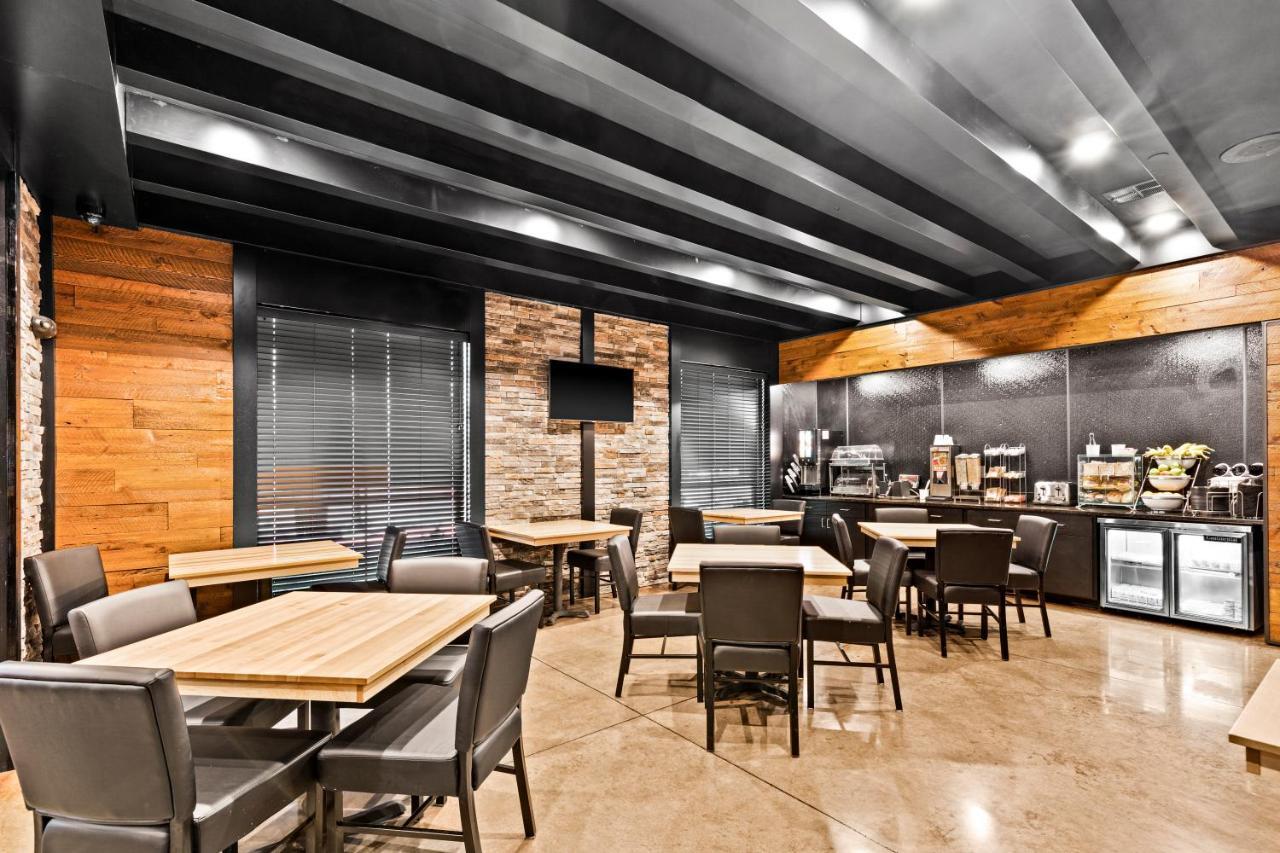 Cobblestone Hotel & Suites سوبريور المظهر الخارجي الصورة